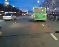 автобус сбил студента