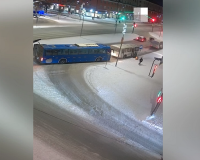 Водитель автобуса на Урале уехал без ребенка в 30-градусный мороз