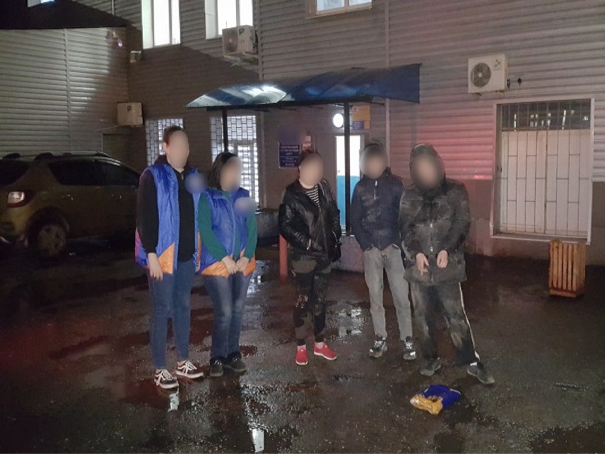 20-летний житель Астраханской области получил посылку с 8-ю годами зоны