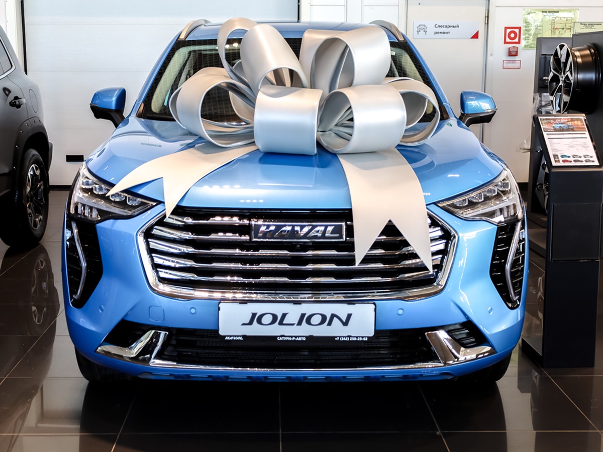 Авто из салона до 2 млн, и это не Vesta: топ-5 доступных иномарок, которые покорили Россию