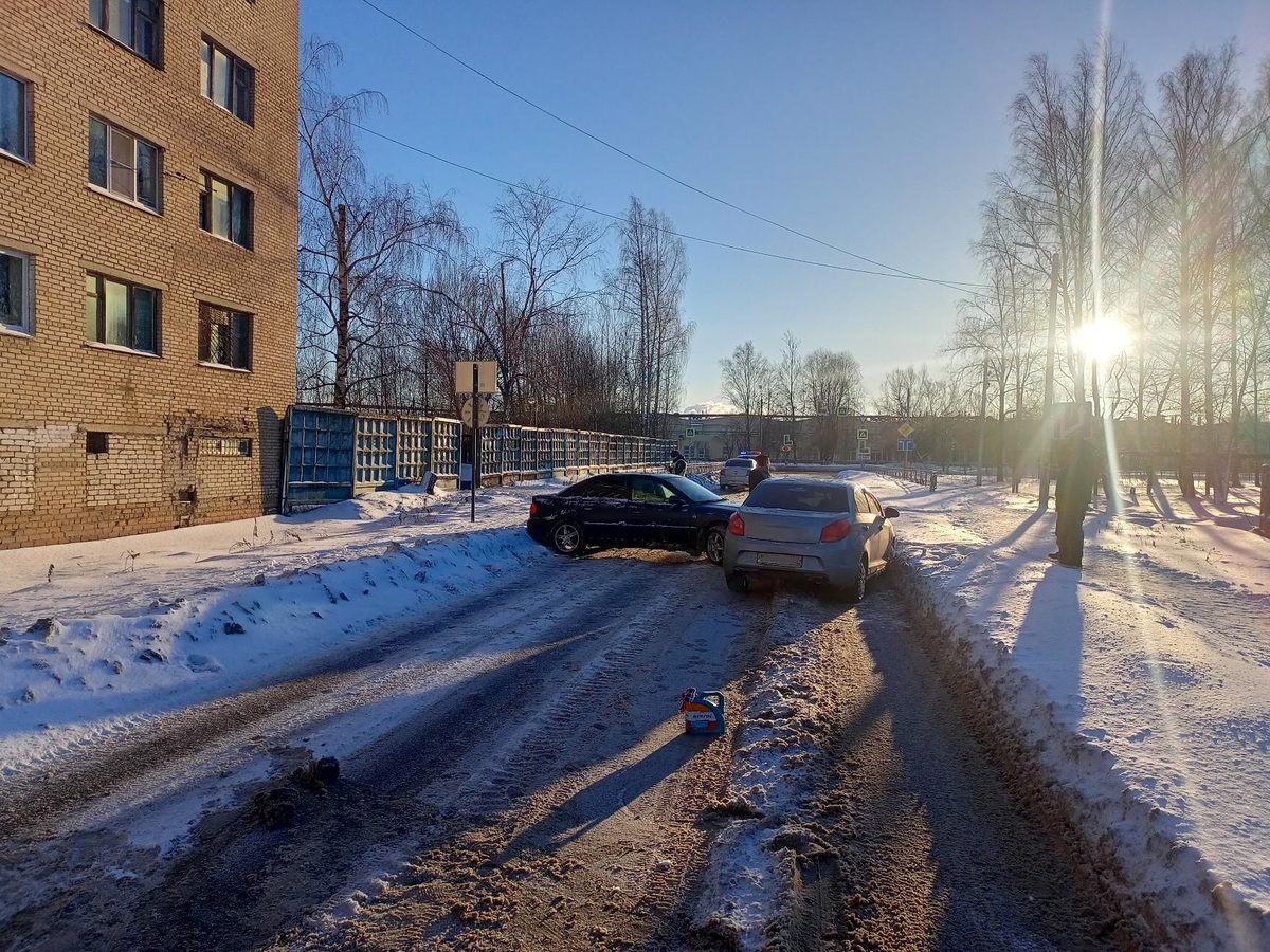 переход на п 4. обратносмещенного n перехода. переходы 76х50. распределения в pn переходе. нерегулируемый пешеходный переход.