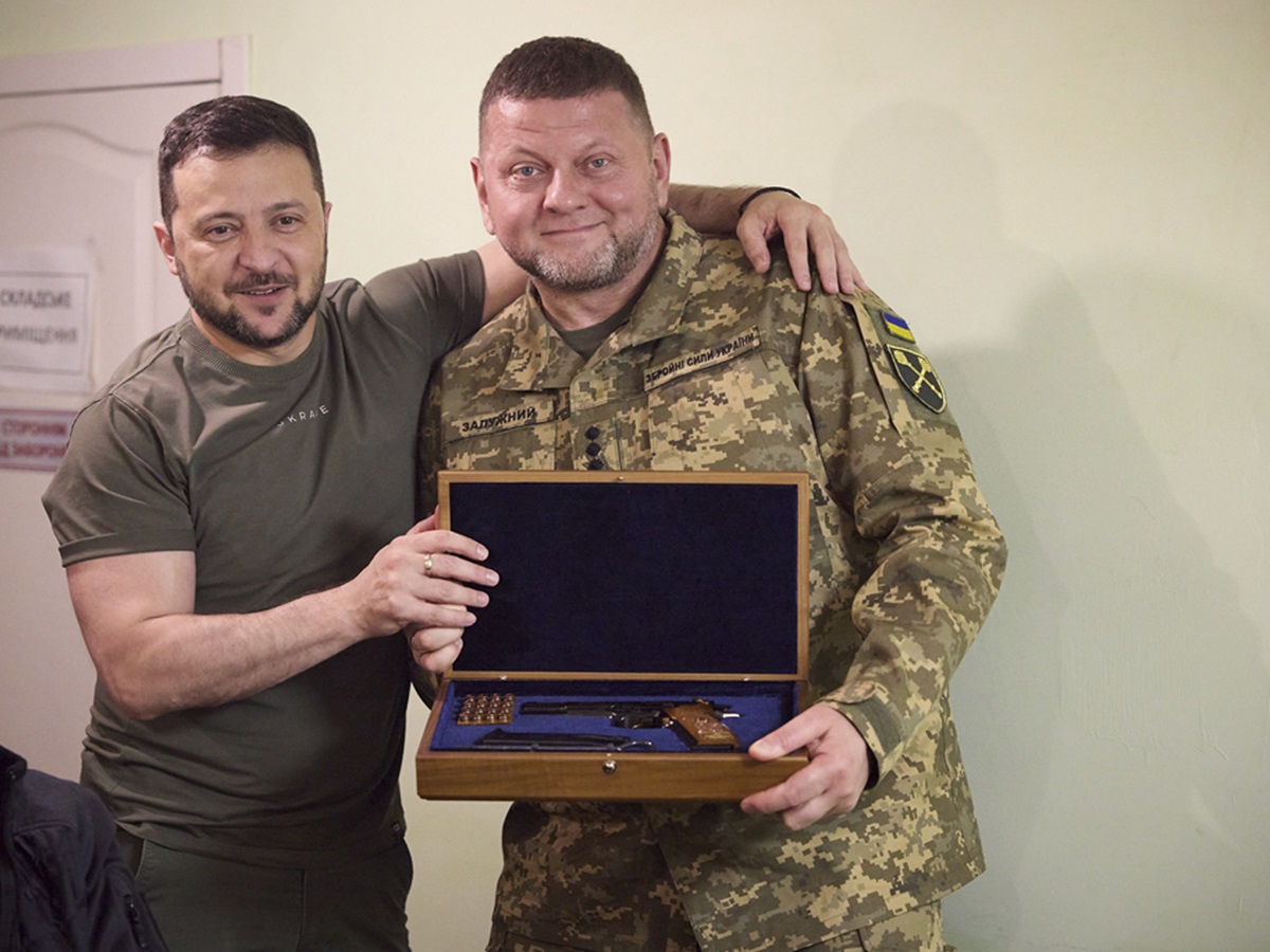 "Хорошо сыграл": Немцы пришли в восторг от хитрого хода Залужного против Зеленского