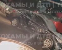 В Туле в аварии с автовозом погибла женщина-водитель Hyundai Solaris