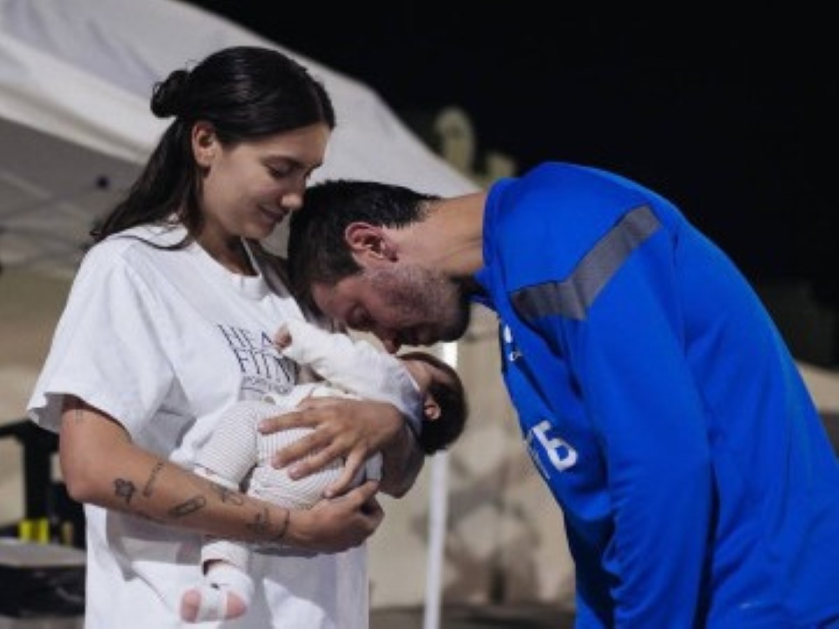 Смолов с семьей