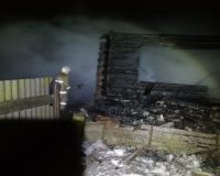 В Астраханской области рано утром на пожаре погиб 53-летний хозяин дома
