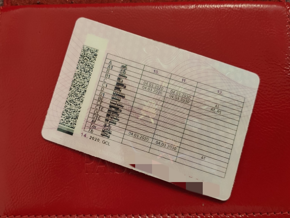 В Ивановской области женщина три года ездила с фальшивым водительским удостоверением