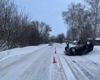 В Тамбовской области «Нива» выехала на встречку и перевернулась на крышу