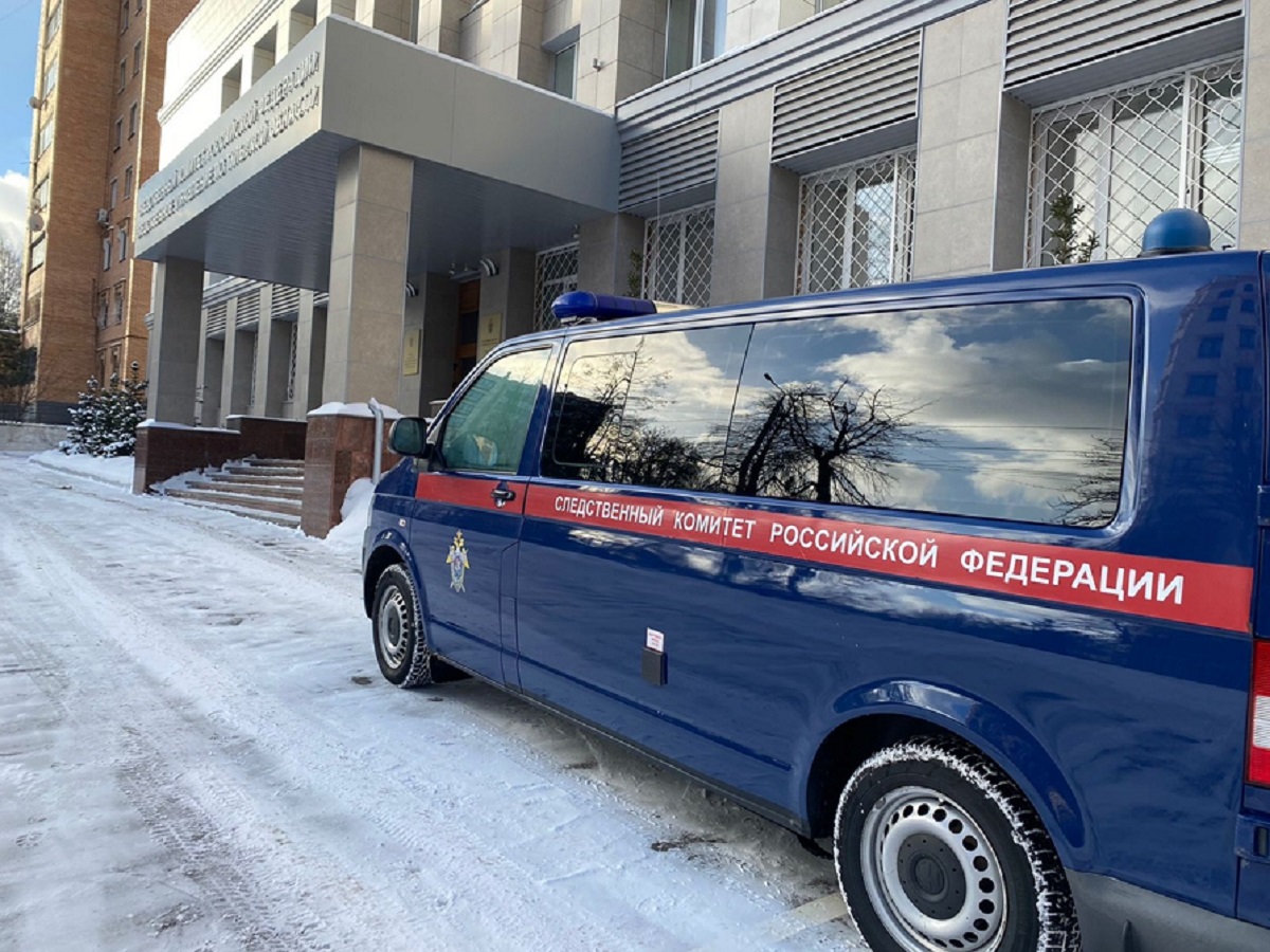 В Тульской области нашли тело мужчины у подъезда многоэтажного дома
