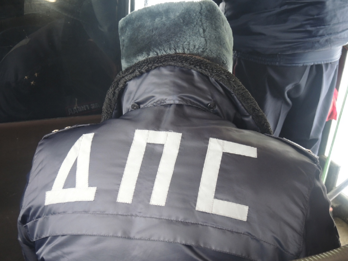 В Туле сотрудники ДПС устроили погоню за пьяным юношей на Land Cruiser