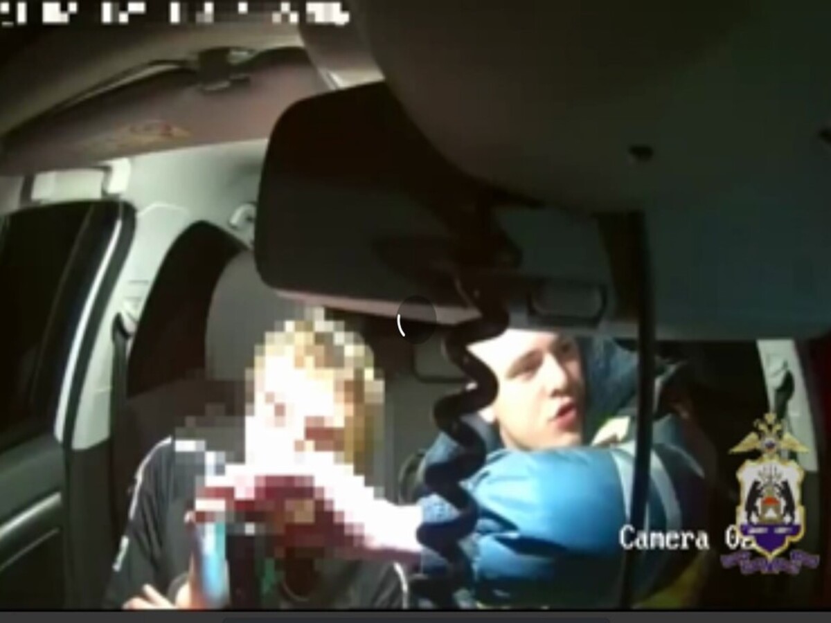 В Новгородской области сотрудники ГИБДД стреляли по автомобилю