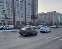 Мужчину с младенцем в коляске сбили на зебре в Красноярске