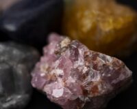 Волшебный камень родолит: «окаменевшая плоть» избавляет от депрессии