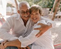 Лебединая верность: топ-4 зодиакальных пар, которые остаются вместе до конца жизни