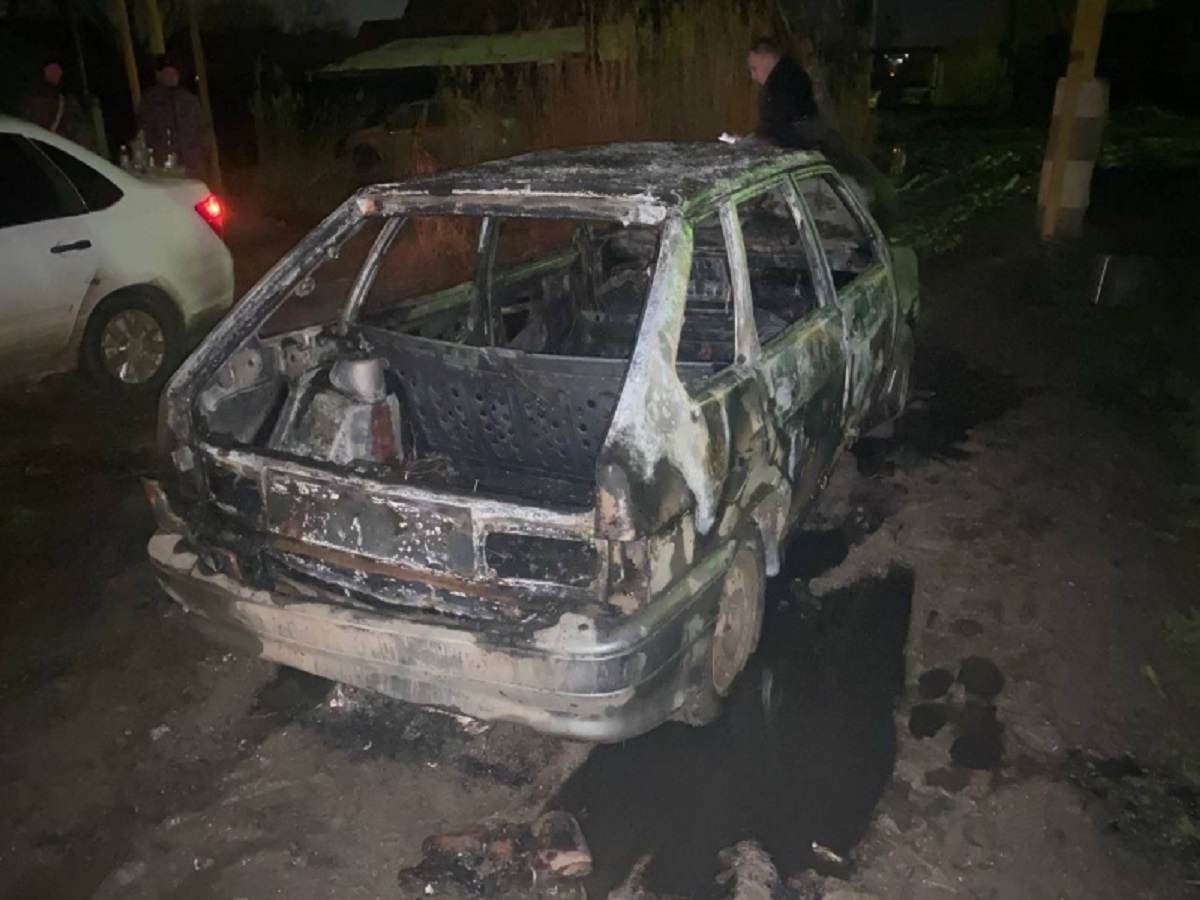 Серийные автоугонщики устроили огненную оргию на улицах Астрахани