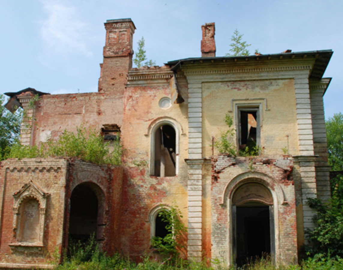 Смоленскую школу и церковь в усадьбе «Высокое» отреставрируют на 613 млн рублей