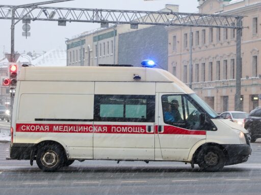 Тело 11-летнего мальчика нашли под окнами в Казани после ссоры в школе