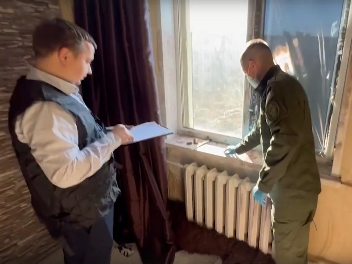 В Астрахани мужчина изнасиловал беременную подругу и выкинул ее с 5 этажа