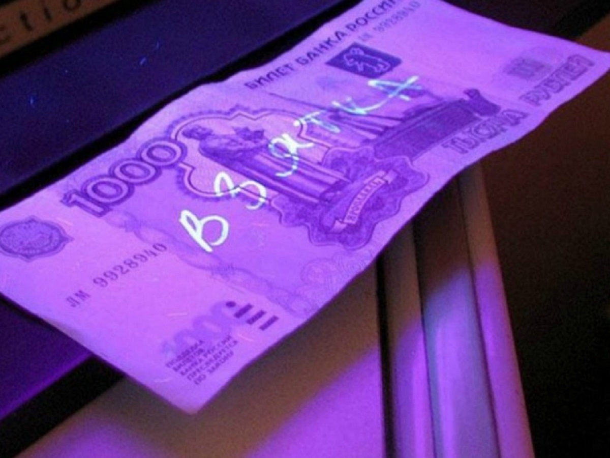 В Астрахани сотрудник УФСИН пронёс в колонию наркотики за взятку