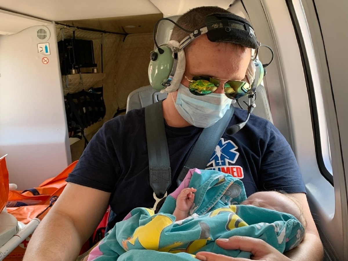 В Тульской области в честь 23 февраля выберут самого брутального медика скорой