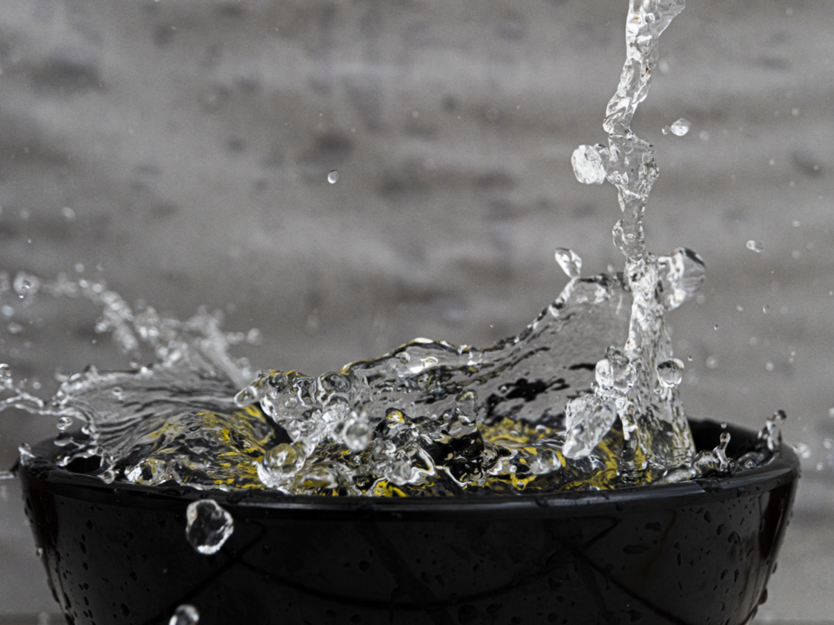 Ведро с водой