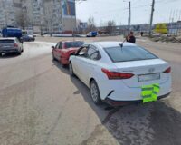 В Тамбове в столкновении с двумя машинами пострадала маленькая девочка