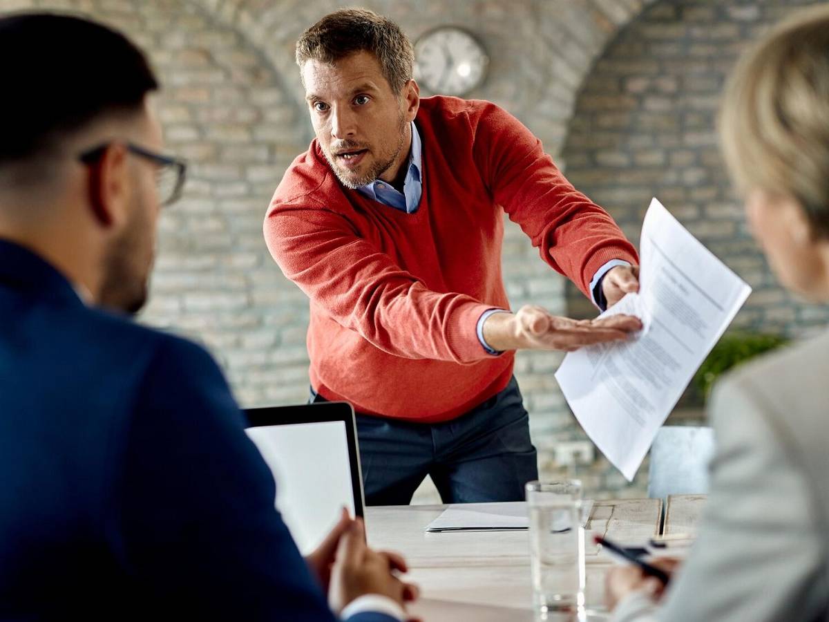 Опасны для здоровья и самооценки: 5 бесполезных и вредных советов психологов