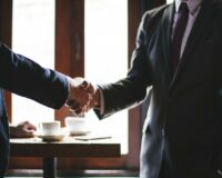 рукопожатие