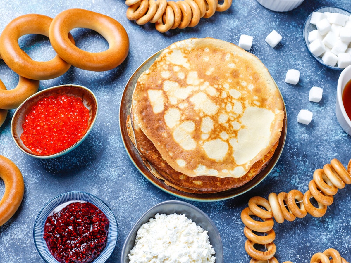 Завтрак станет праздником: готовим ржаные блинчики - молоко и яйца отставляем в сторону