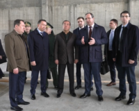 Дмитрий Медведев посетил во время визита на Тамбовщину пороховой завод