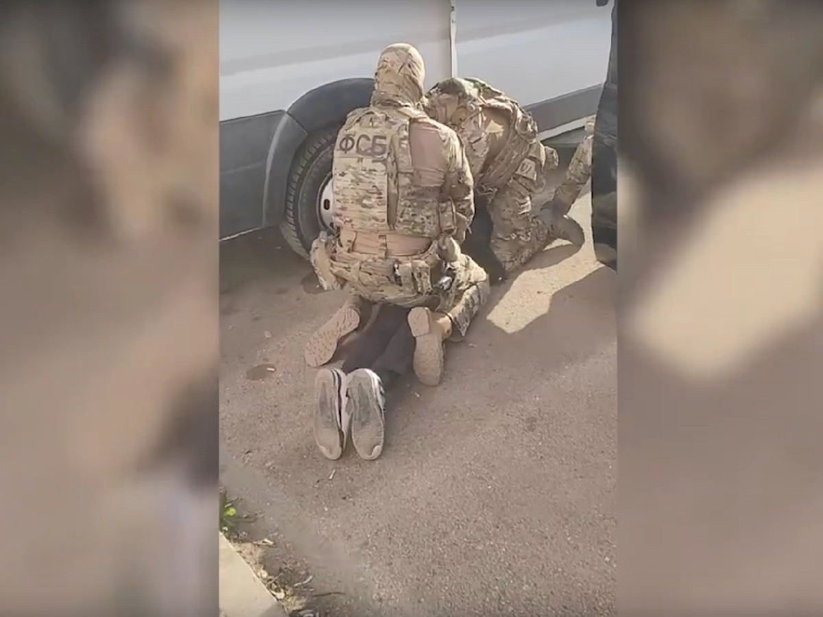 Задержали троих