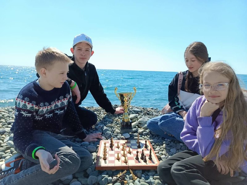 Смоленские дети из интерната «Феникс» заняли третье место в турнире по шахматам
