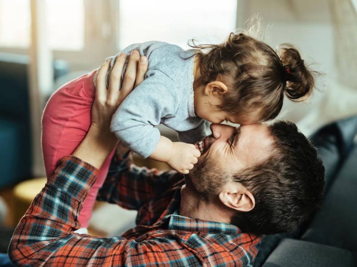 «Мать у них был Новосельцев»: топ-4 ответственных и заботливых зодиакальных отцов