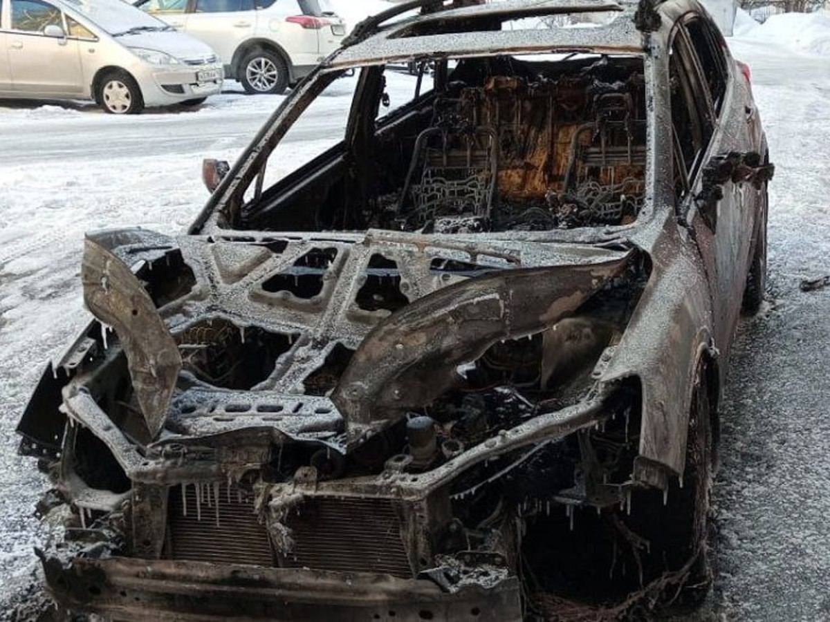 Сгоревший автомобиль 01.03.2024
