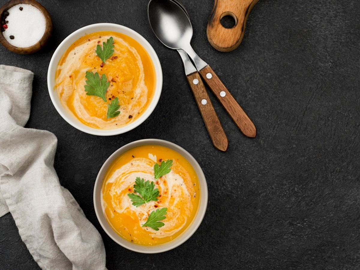 Как в лучших ресторанах Франции: этот крем-суп удивит своей нежностью - гости будут в шоке