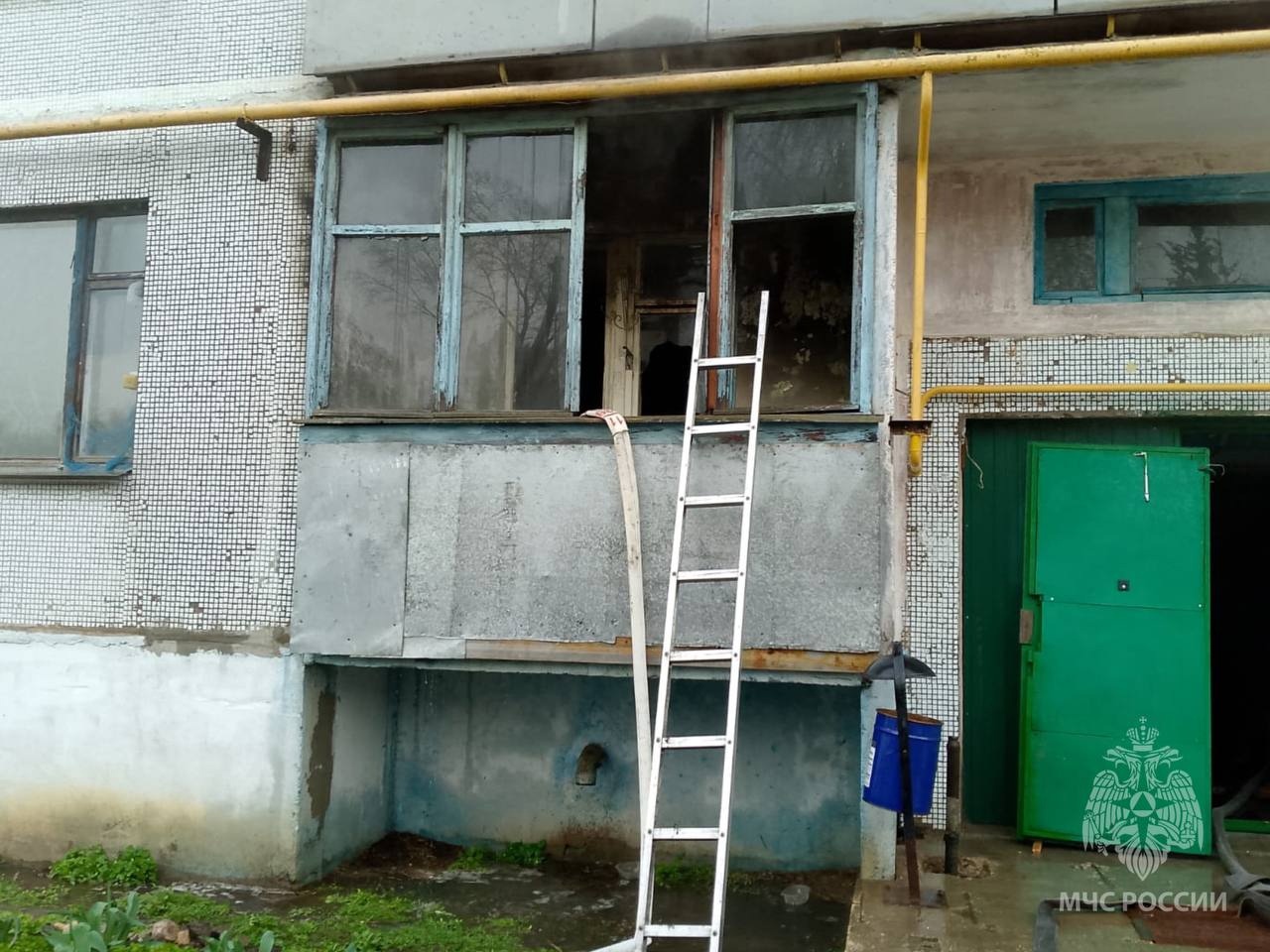 В Ивановской области из-за загоревшегося холодильника эвакуировали 10 человек 