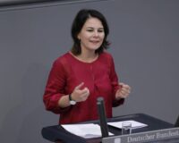 Эта глупость сожжет ФРГ: странные слова Бербок о Путине привели немцев в бешенство