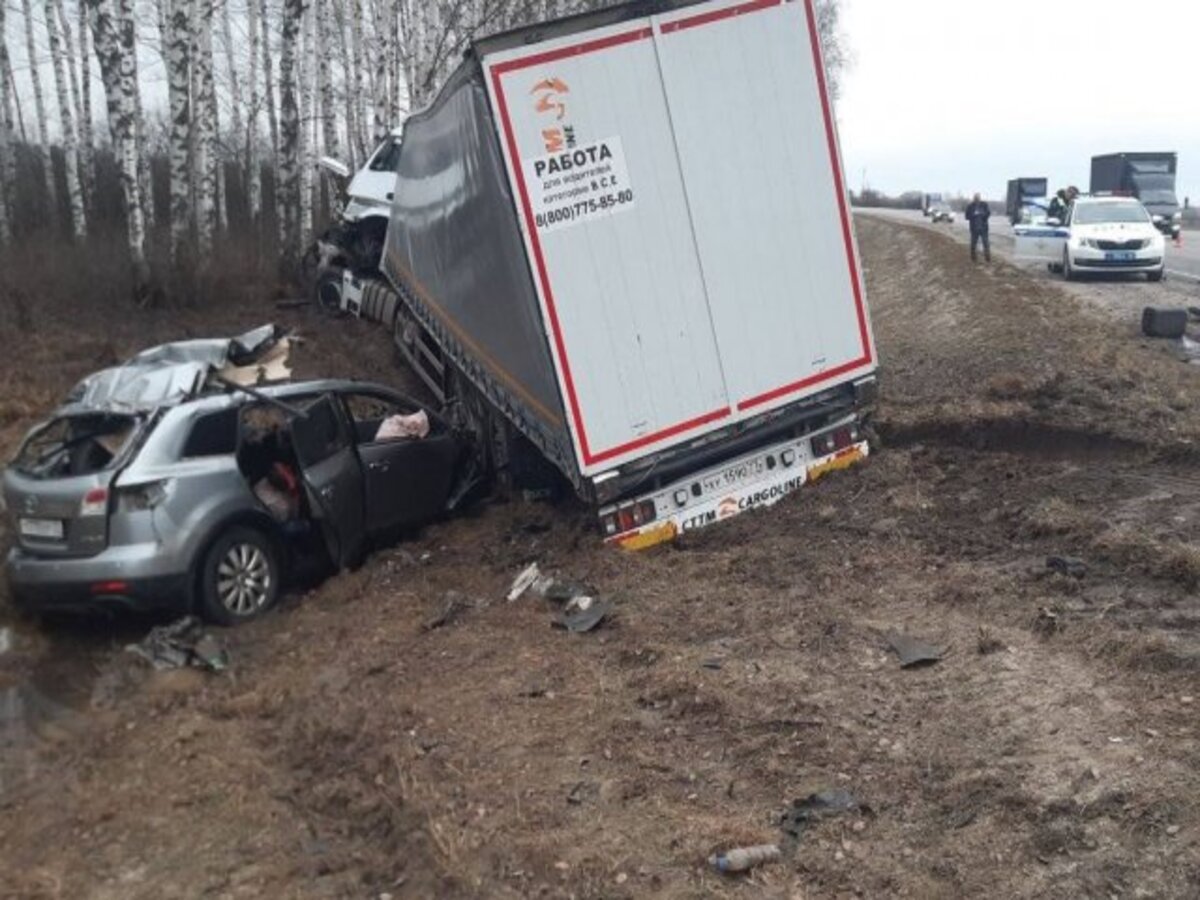 В Рязанской области в Шиловском районе в аварии погибли шесть человек