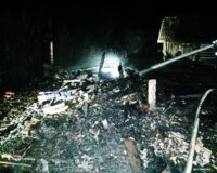 Смолянка готовила удобрение для рассады и спалила два сарая и гараж