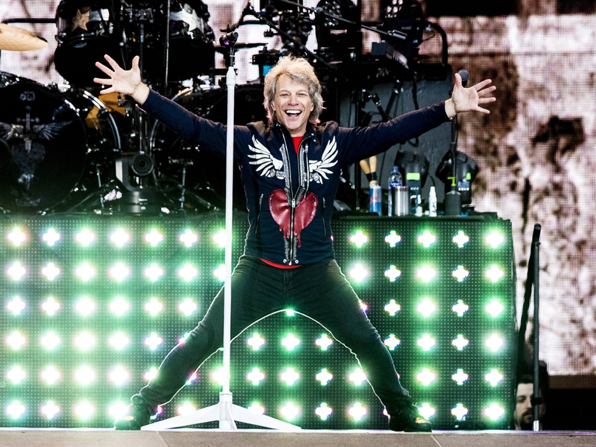 Сложная операция не помогла: Бон Джови больше не появится на сцене - подводит здоровье