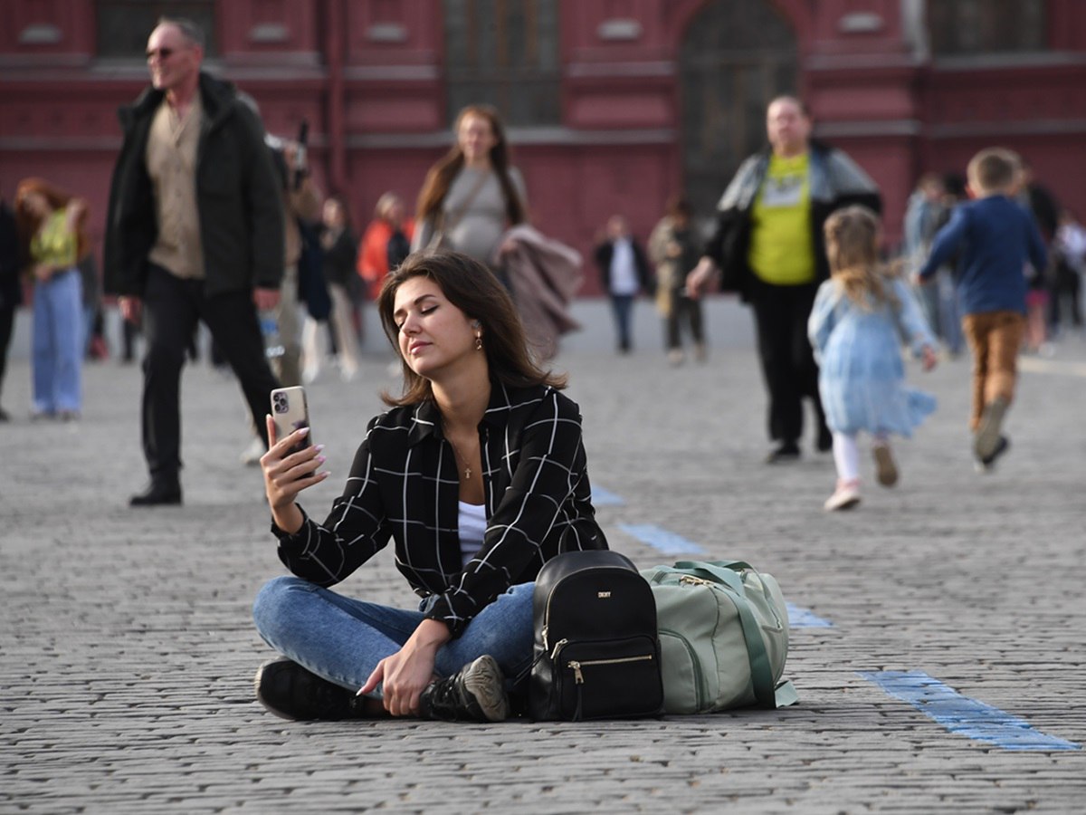 Быстрые ливни и летняя жара: москвичей ждет неоднозначная погода в праздники