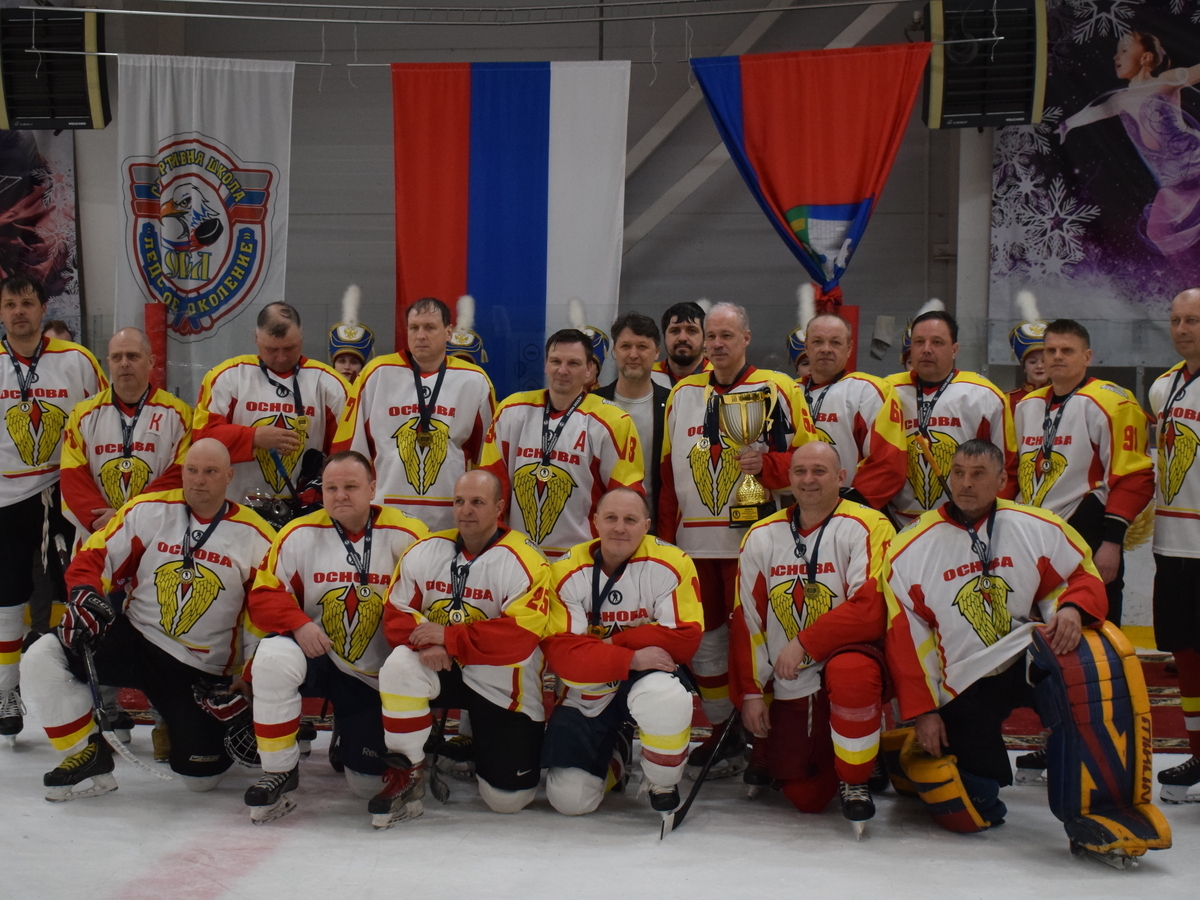 В Орле закрыли сезон Ночной хоккейной лиги