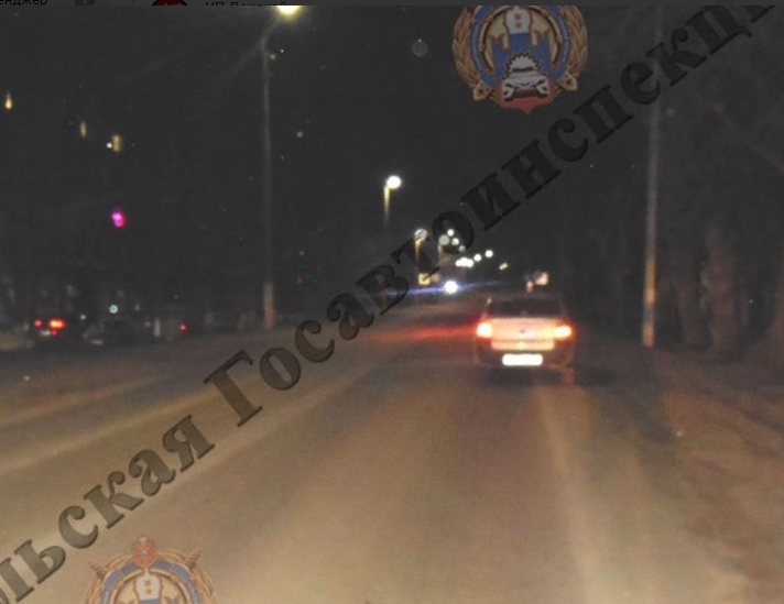 В Тульской области легковушка переехала сидевшую на дороге женщину