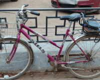 В Ивановской области 22-летняя дама на БМВ сбила велосипедистку