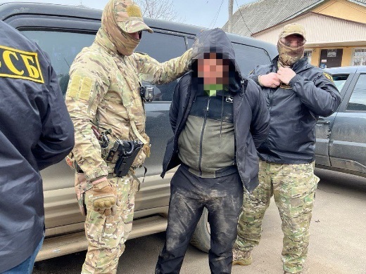 ФСБ: на границе задержали организатора ввоза нелегалов в Смоленскую область