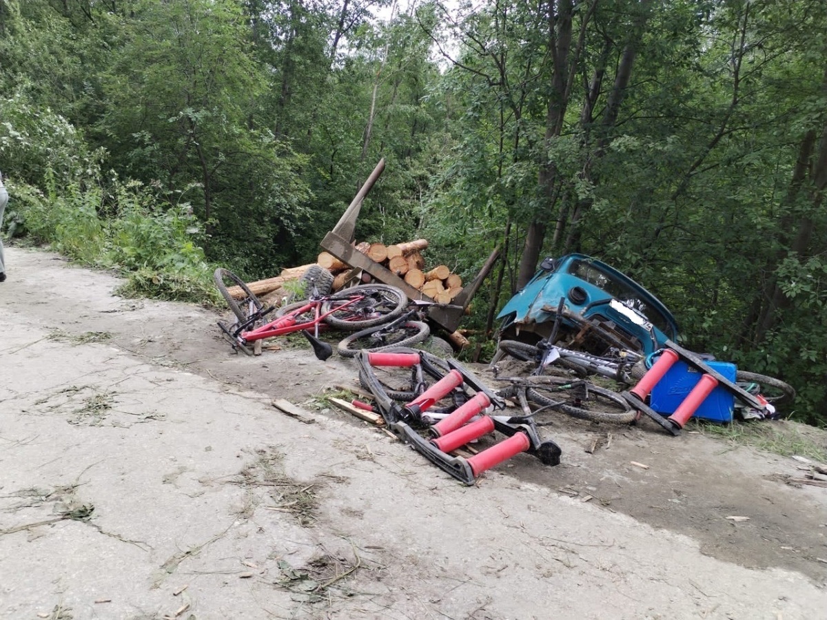 авария с велосипедистами