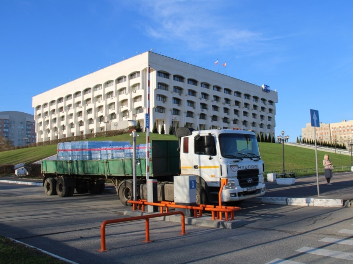 Грузовик с водой