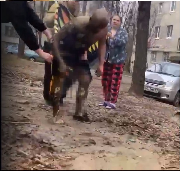 Около детской площадки в Заднепровье мужчина устроил самосожжение
