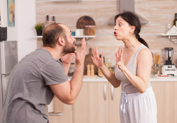 На 6,5 лет осудили смолянку, убившую мужа за грубые слова в адрес тещи