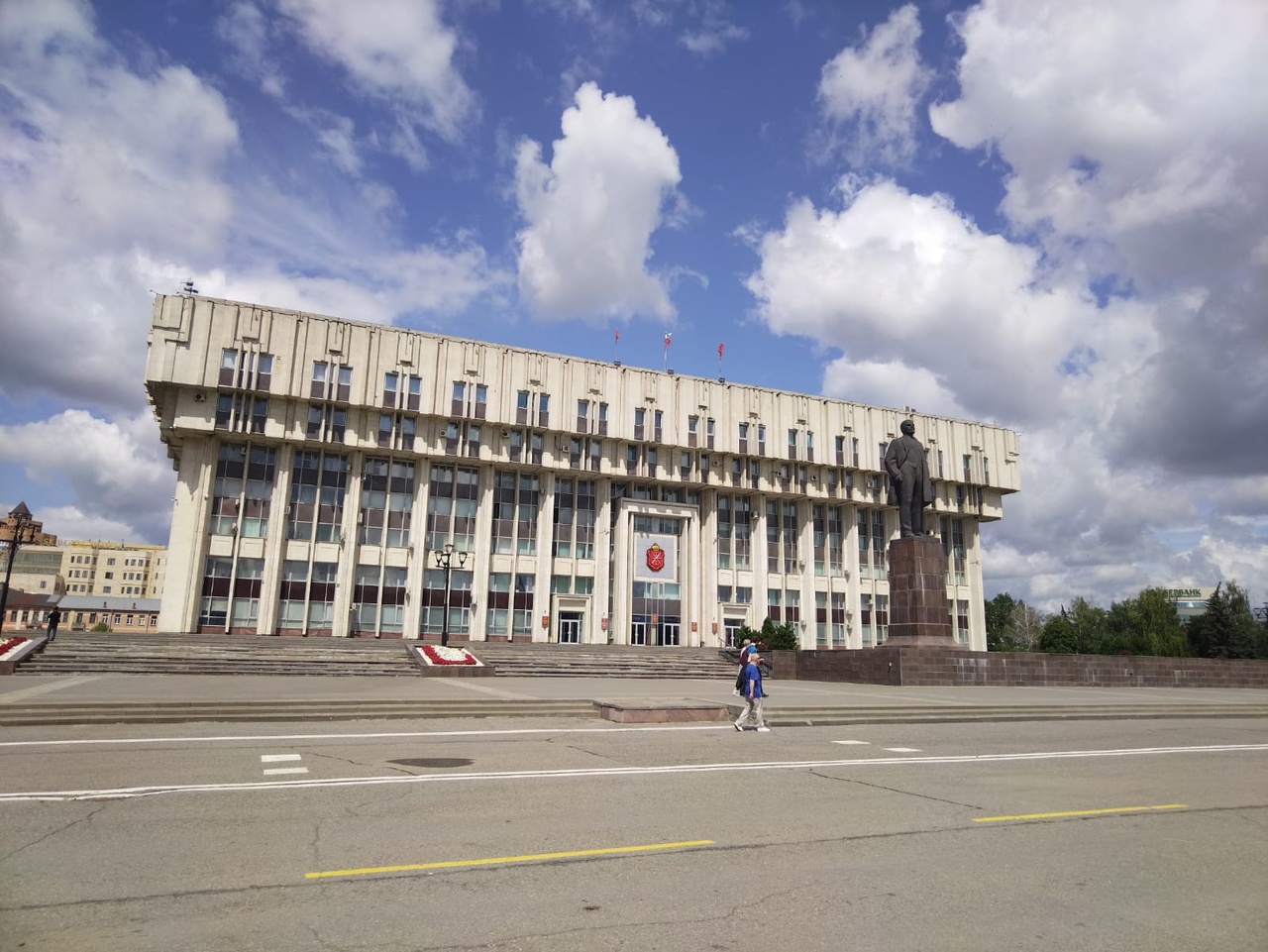 В Туле на площади Ленина с 8 апреля из-за ремонта закроют парковку