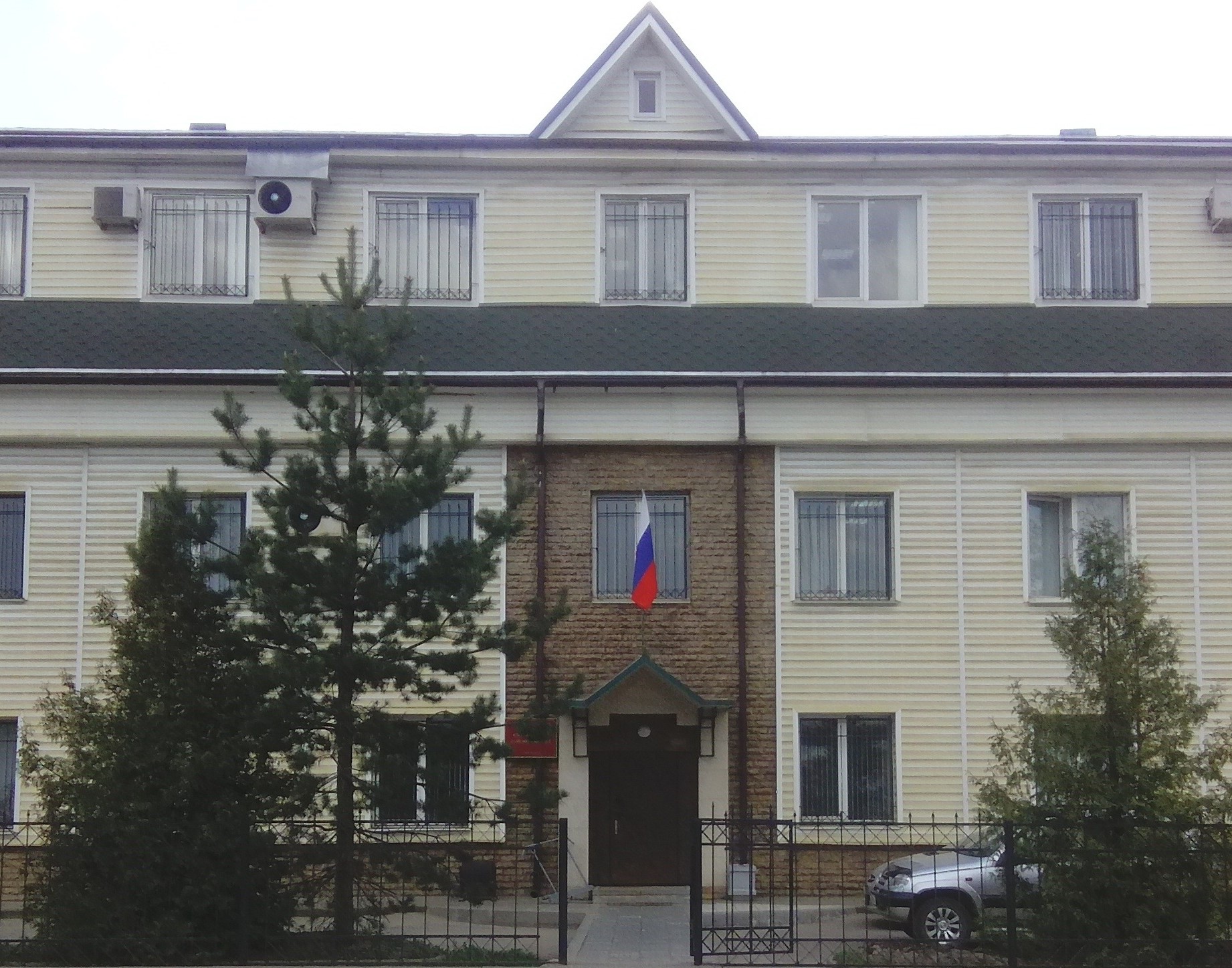 Рецидивисту из Боровичей вынесли приговор за оскорбление судьи и следователя